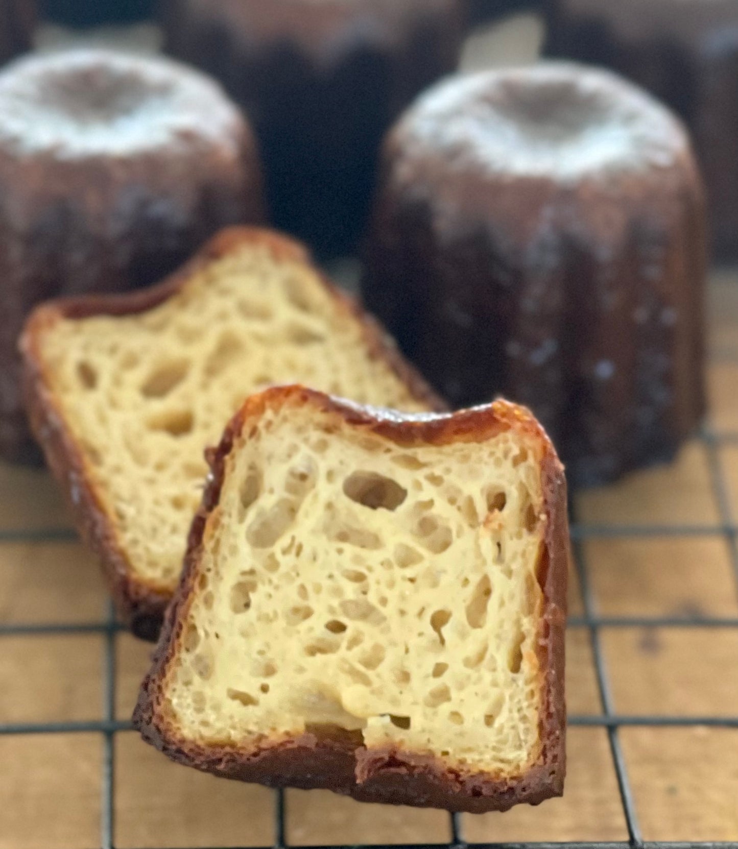 CANELE DE MANZANITA